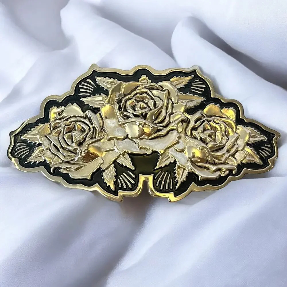 VNTG Famous Stars and Stripes Triple Rose Silver And Black Belt Buckle